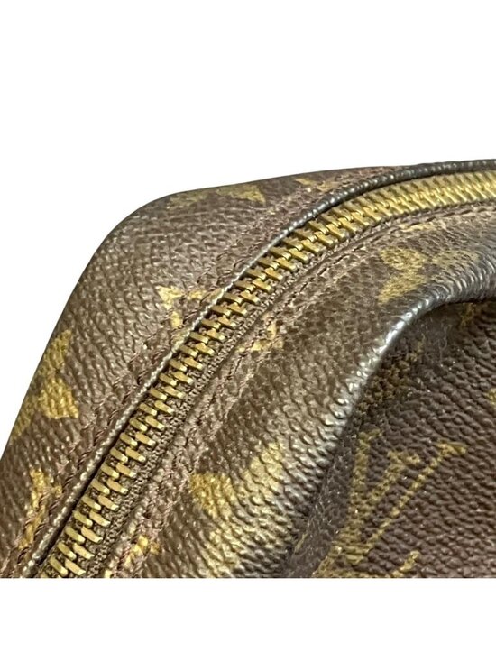 LOUIS VUITTON Monogram Trousse Toilette 23 M47524 Clutch Bag  Louis Vuitton Trousse 23 Monogram Clutch Canvas